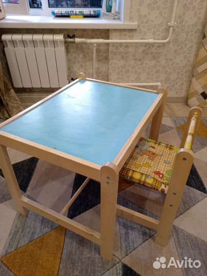 Детский стол и стул