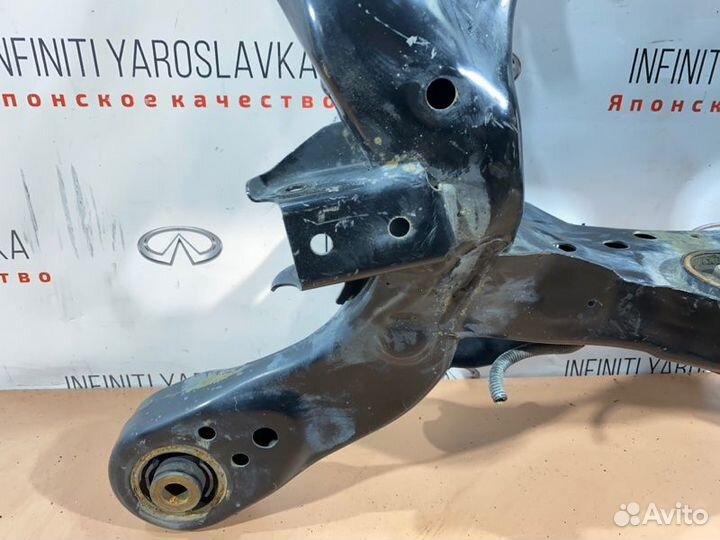 Подрамник дефект сайлентблока задний Infiniti Q50