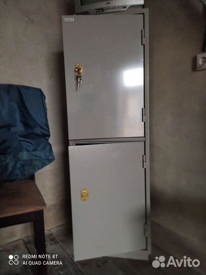 Шкаф металлический сейф