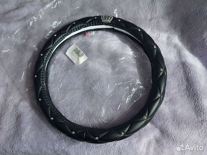 Оплётка, чехол на руль со стразами и короной