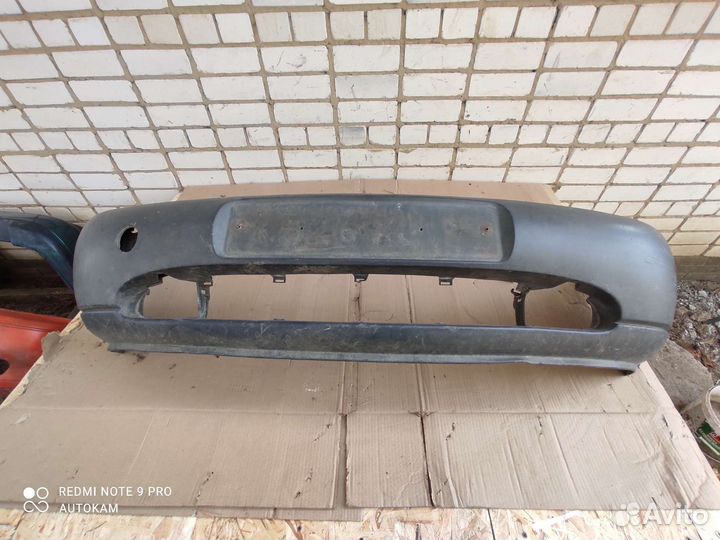 Бампер передний Ford Fiesta