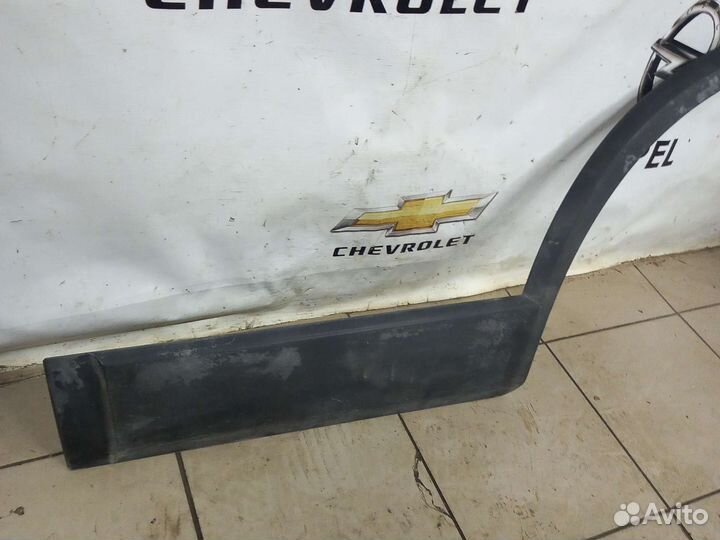 Накладка двери задняя левая Шевроле Каптива С100