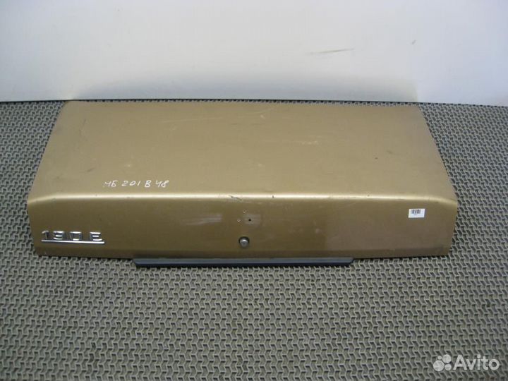 Крышка (дверь) багажника Mercedes-Benz C-Класс