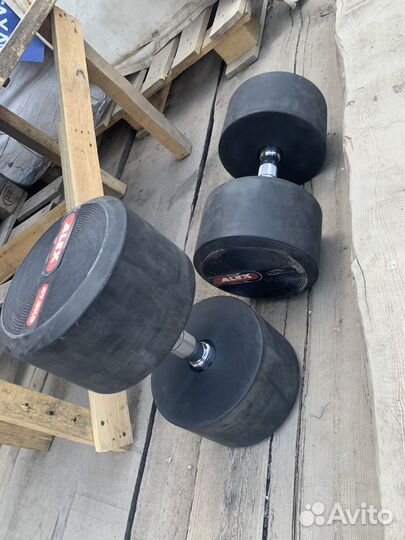 Гантели неразборные 95 килограмм