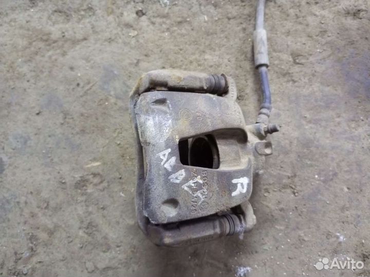 Суппорт albea передний правый