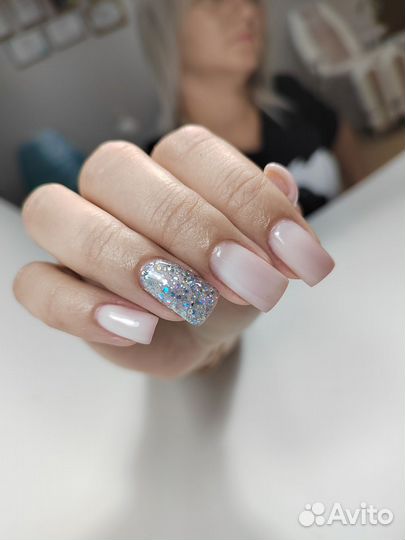 Маникюр и педикюр