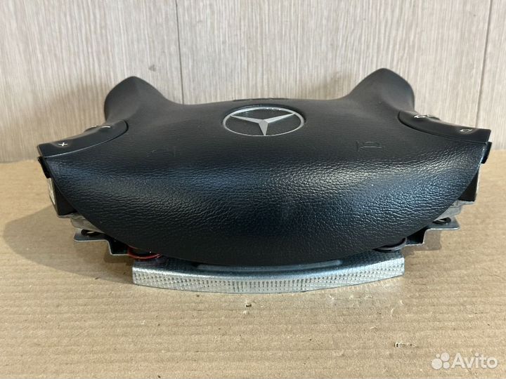 Подушка безопасности в руль Mercdedes-Benz C W203