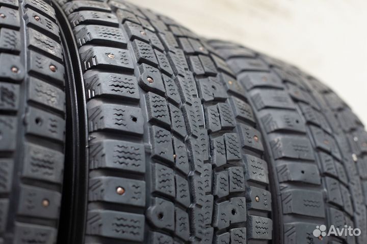 Dunlop SP Winter Ice 01 185/65 R14 90T