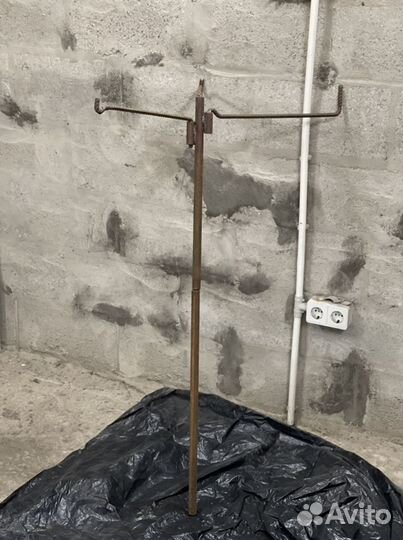 Держатель для чайника, котелков. На природе