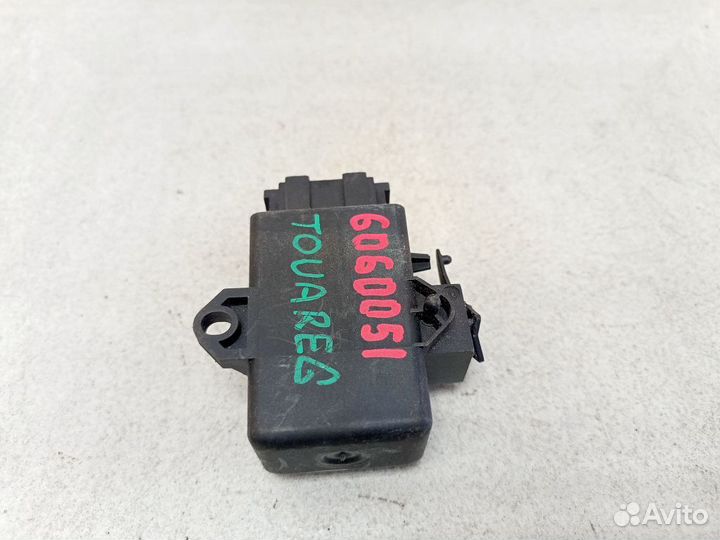 Блок управления подогревом сидений 1K0959772