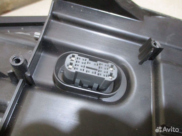 Фара левая Porsche Panamera 1