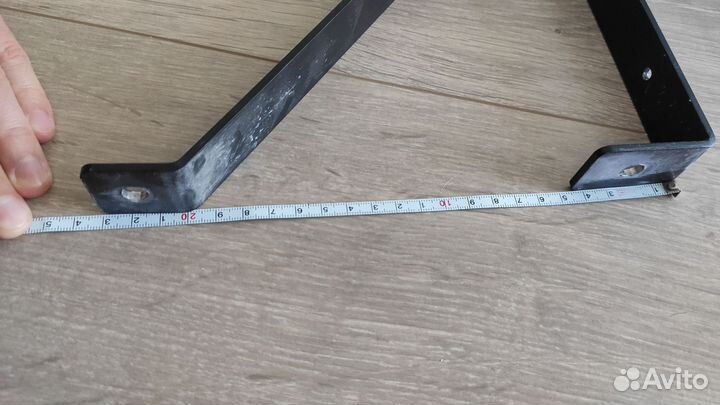 Держатель для полок