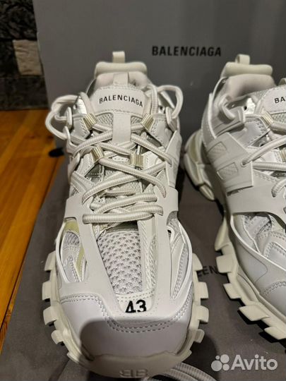 Кроссовки balenciaga track Белые