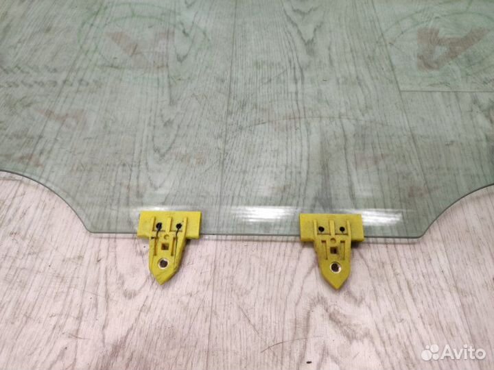 Стекло переднее левое Nissan Note E11 (1.4) CR14DE