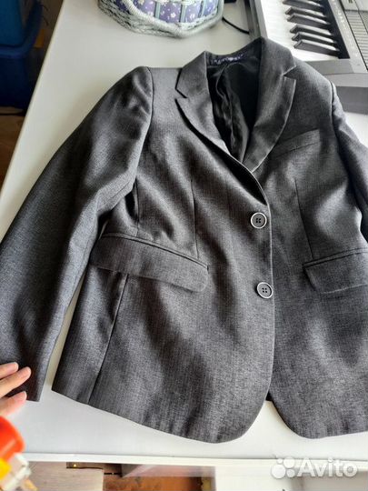 Пиджак серый школьный 134 см