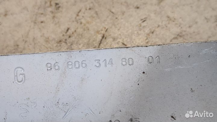 Петля капота Peugeot Partner 2015, 2015