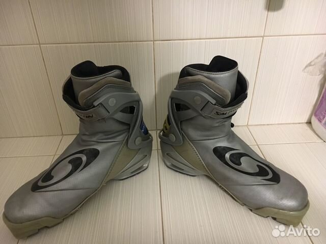 Лыжные ботинки Salomon коньковые + крепления Pilot