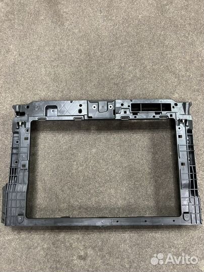 Рамка радиатора Телевизор Volkswagen Polo