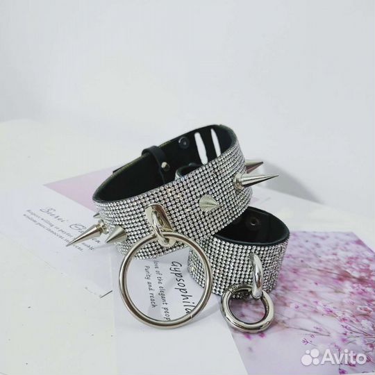 Чокер стразовый кожаный с шипами кольцом