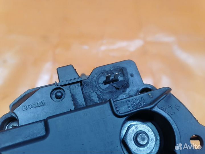 Генератор VW Golf 6, Skoda Octavia, Yeti 1.2 TSi