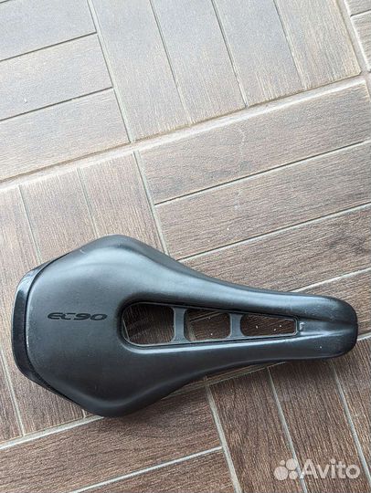 Седло EC90