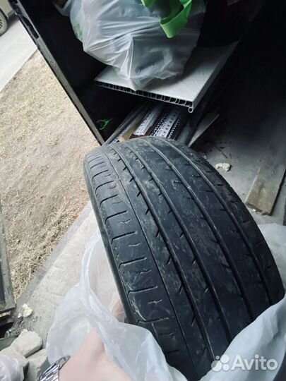 Yokohama BlueEarth RV02 225/45 R19