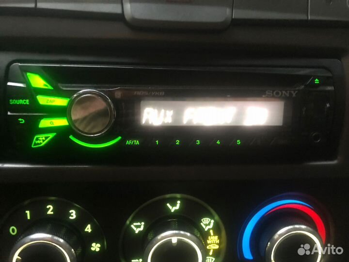 Магнитола sony SDX-GT470