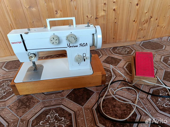 Швейная машина Зингер Чайка 143А