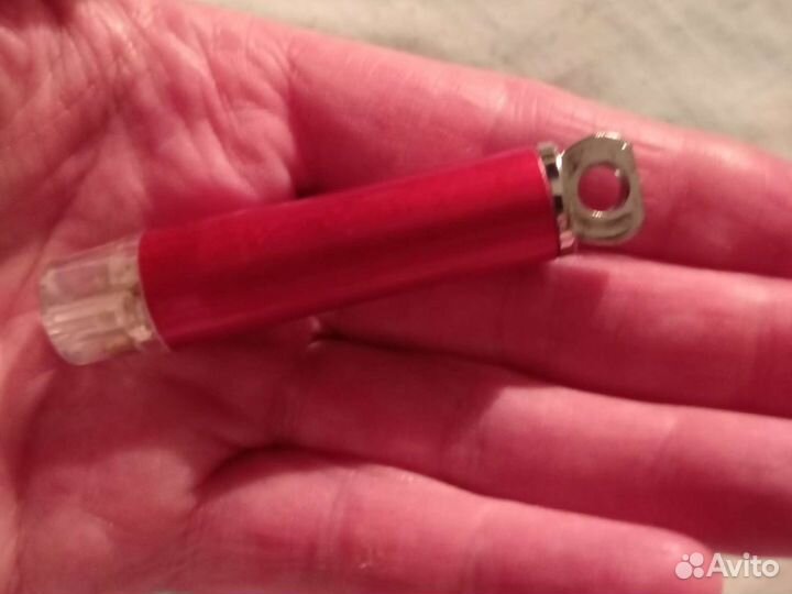 Лазерная указка с подсветками Есть брелки-фонарики