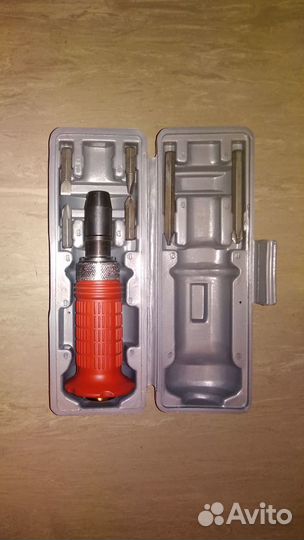 Ударная отвёртка 