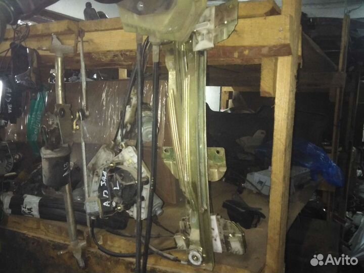 Правый Стекло-подъёмник Чери Бонус А13 2011г