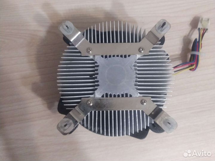 Кулер процеccорный 4 pin