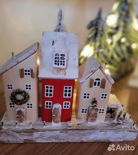 Деревянные интерьерные домики