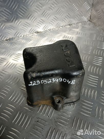 Клапанная крышка MAN 51034013140