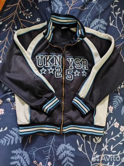 Отдам пакет вещей на мальчика 10 лет