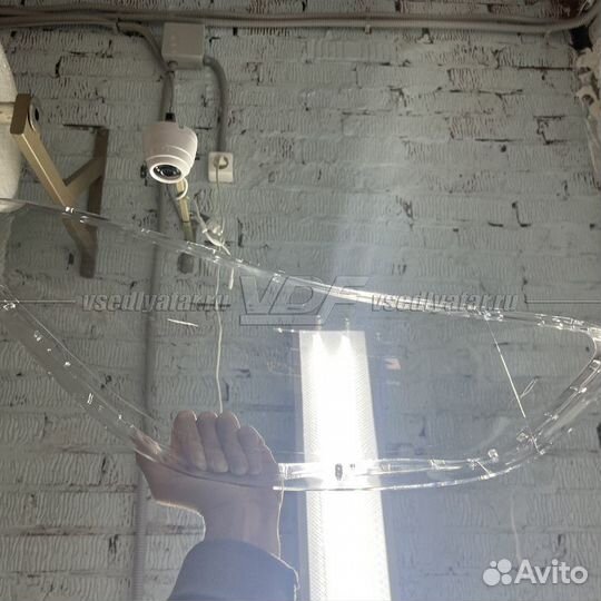 Уцененное стекло для фары Hyundai Elantra (2010-20