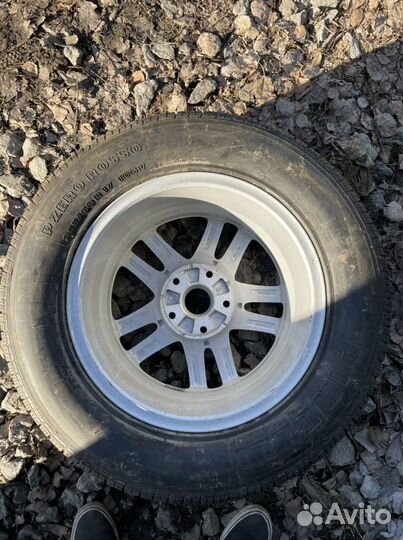 Pirelli P Zero Rosso 255/60 R17