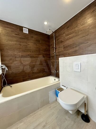 Дом 164 м² на участке 5 сот.