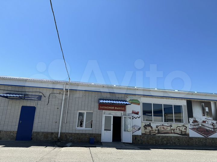 Склад, 818 м²