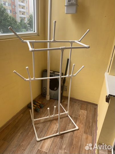 Вешалка для хоккейной формы напольная