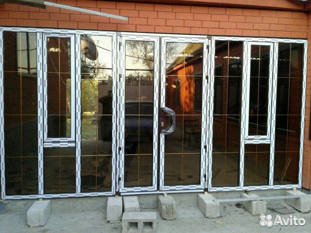 Пластиковая дверь 120х210 151