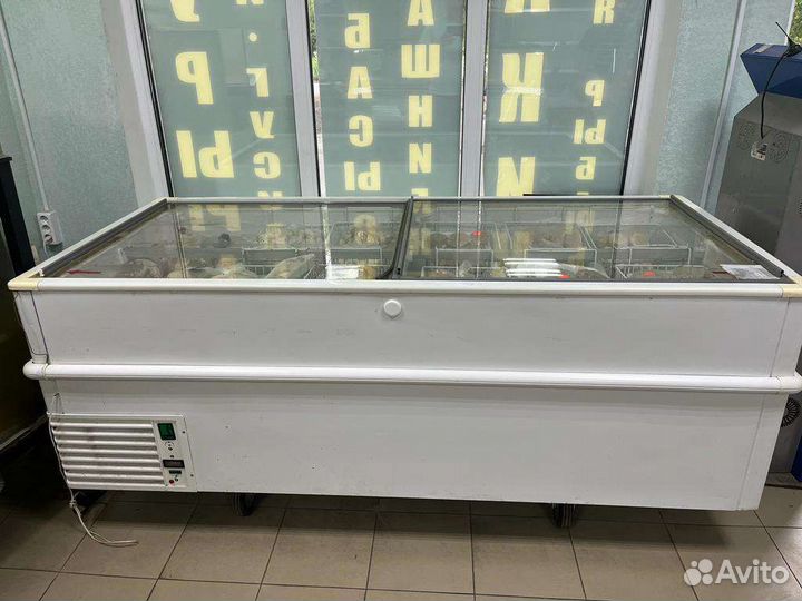 Холодильник витрина бу