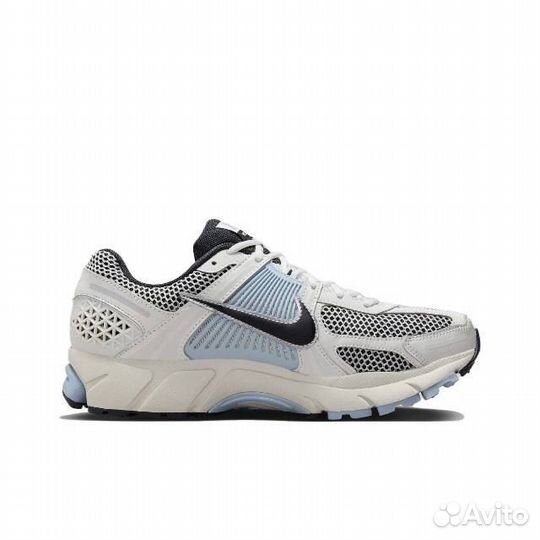 Nike Air Zoom Vomero 5