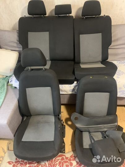 Комплект сидений polo 2012