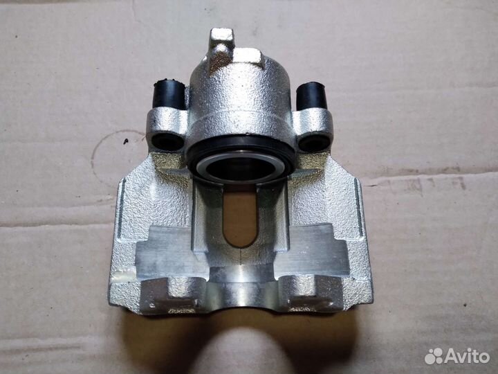 Суппорт пер лев audi 100 a6 c4