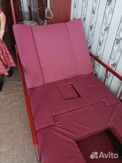 Медицинская кровать для лежачих больных