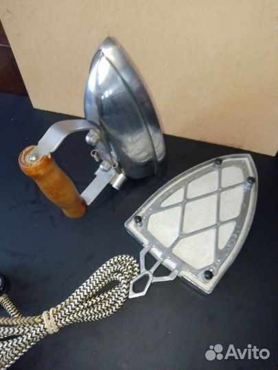 Винтажный - Утюг 1952 г/ в. (зТк)