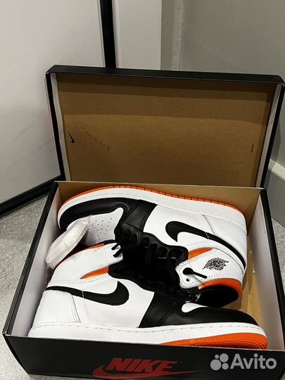 Air jordan 1 retro high Electro orange