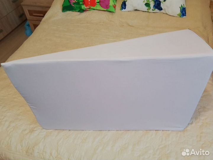 Клиновидная подушка