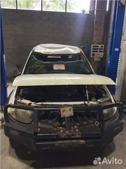 Разбор на запчасти Mitsubishi L200